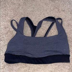 Rare Lululemon sports bra size 4